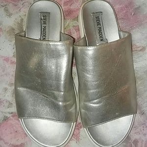 Steve Madden slides
