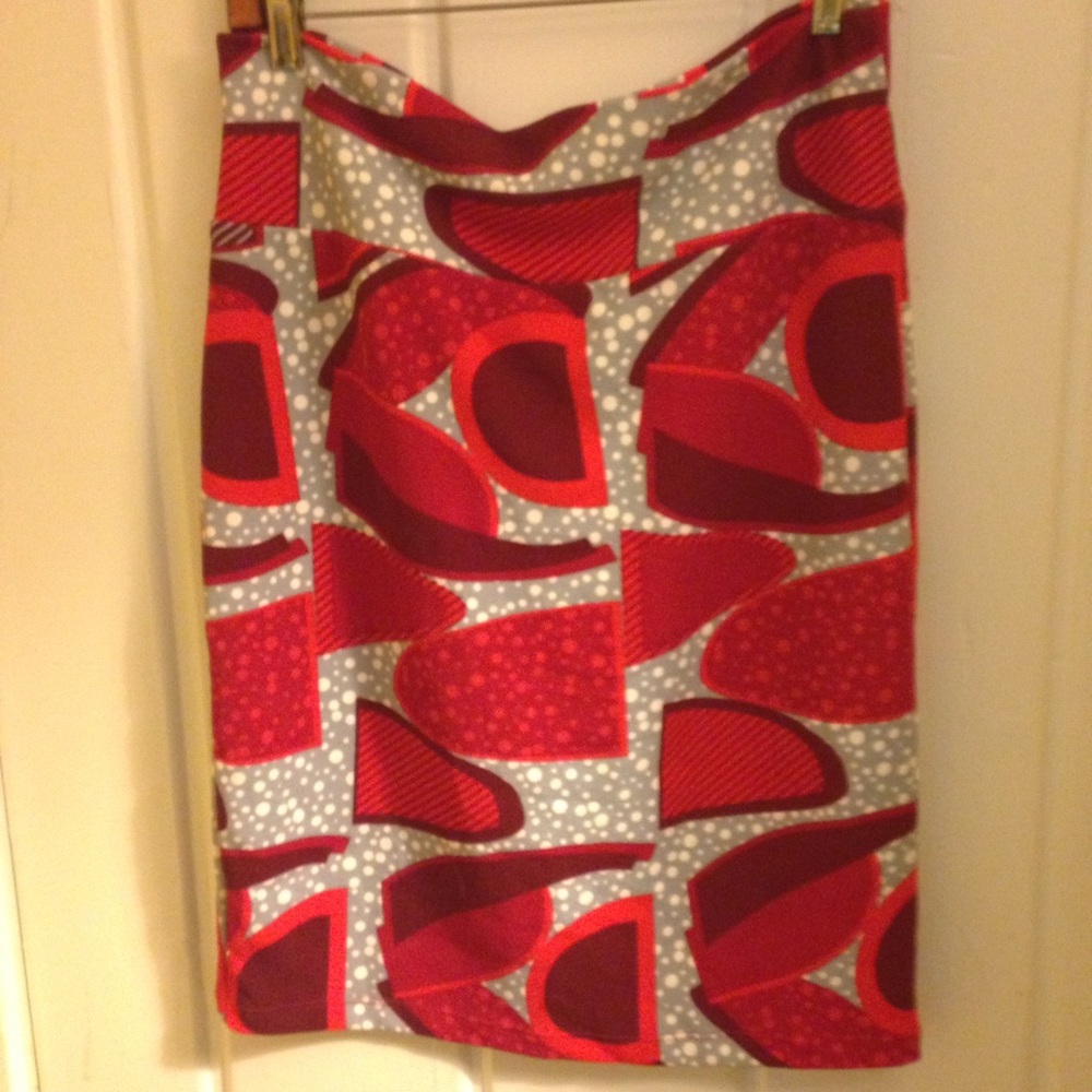 Lularoe lot: Cassie Julia t-shirt Lindsay cardigan