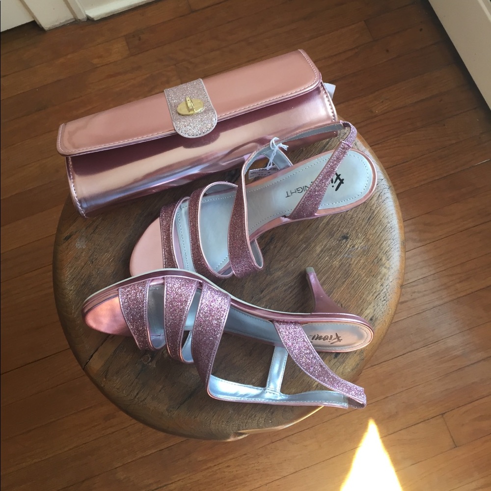 👡 Fiona Pink Glitter Sandals & Clutch