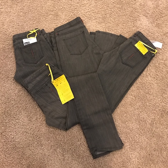 Radcliffe Denim - Picture 5 of 7