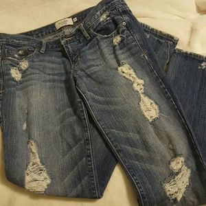 Abercrombie & Fitch distressed jeans Abercrombie & Fitch distressed jeans