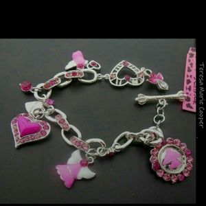 NWT BETSEY JOHNSON BRACELET