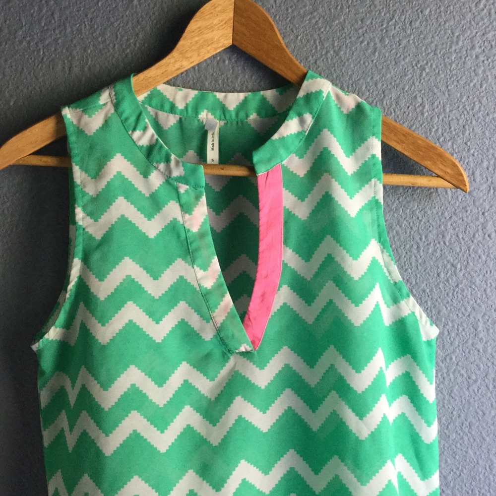 Bright Chevron Spring Tank - Picture 2 of 5