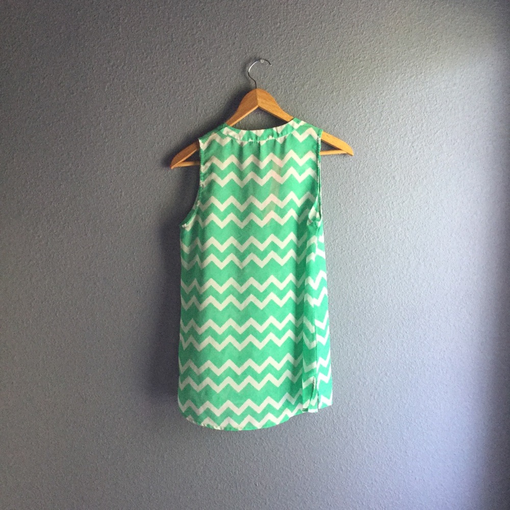 Bright Chevron Spring Tank - Picture 3 of 5