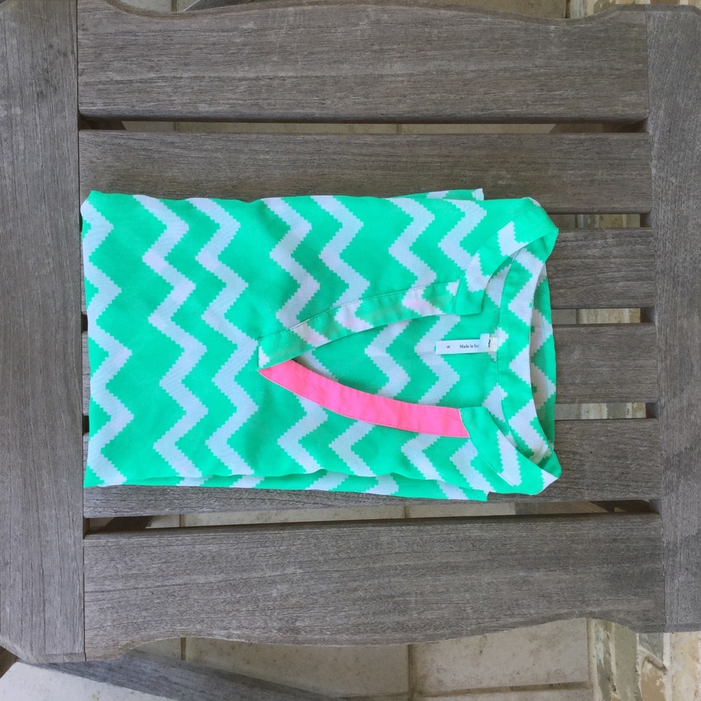 Bright Chevron Spring Tank - Picture 4 of 5