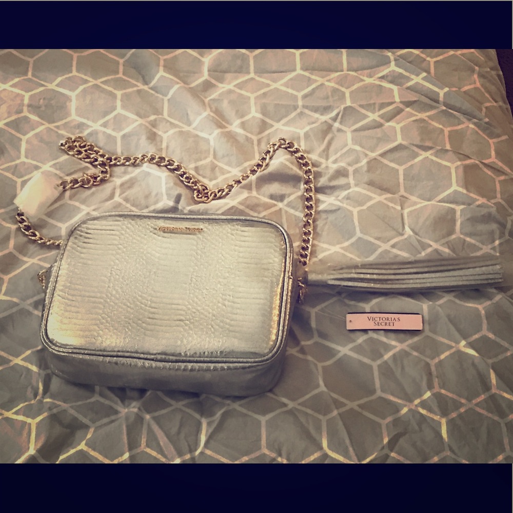 🔥 NWT Victoria's Secret Purse 🔥
