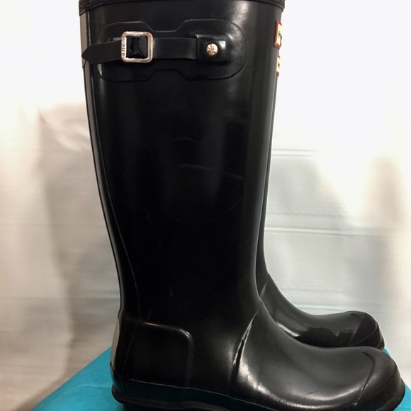 🖤BLACK🖤 HUNTER BOOTS (kids size) NOT FOR TRADE - Picture 2 of 8