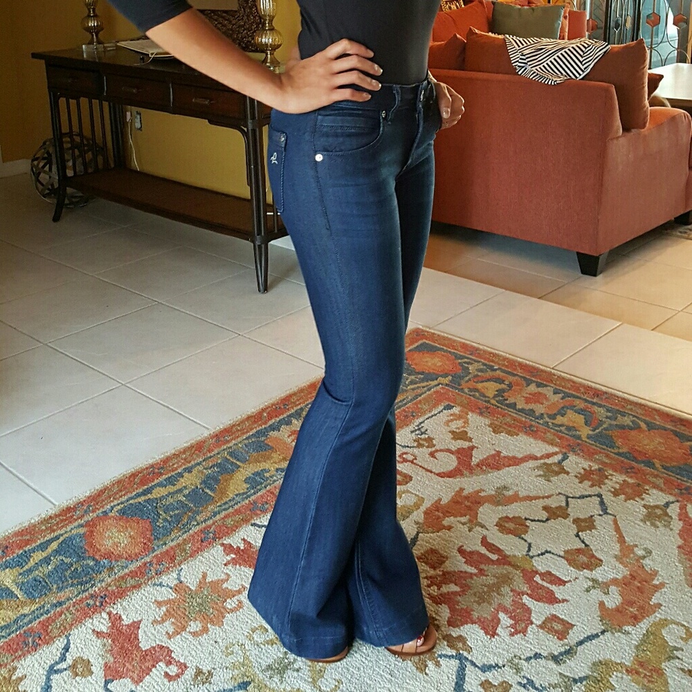 NWOT - DL1961 Joy High-rise Flare Jeans