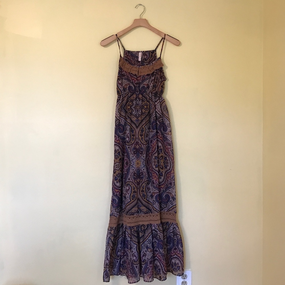 Xhilaration maxi dress boho print