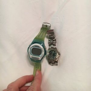2 fossil watches.