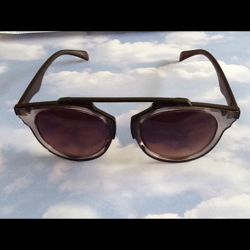 ❌SOLD❌NEW🎉Aviator Sunglasses