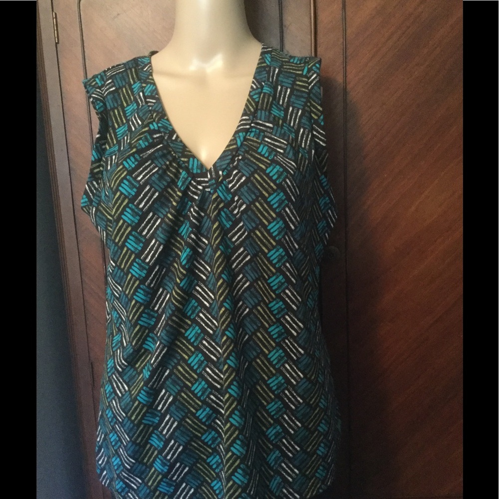 Cute New York & Company Sleeveless Top