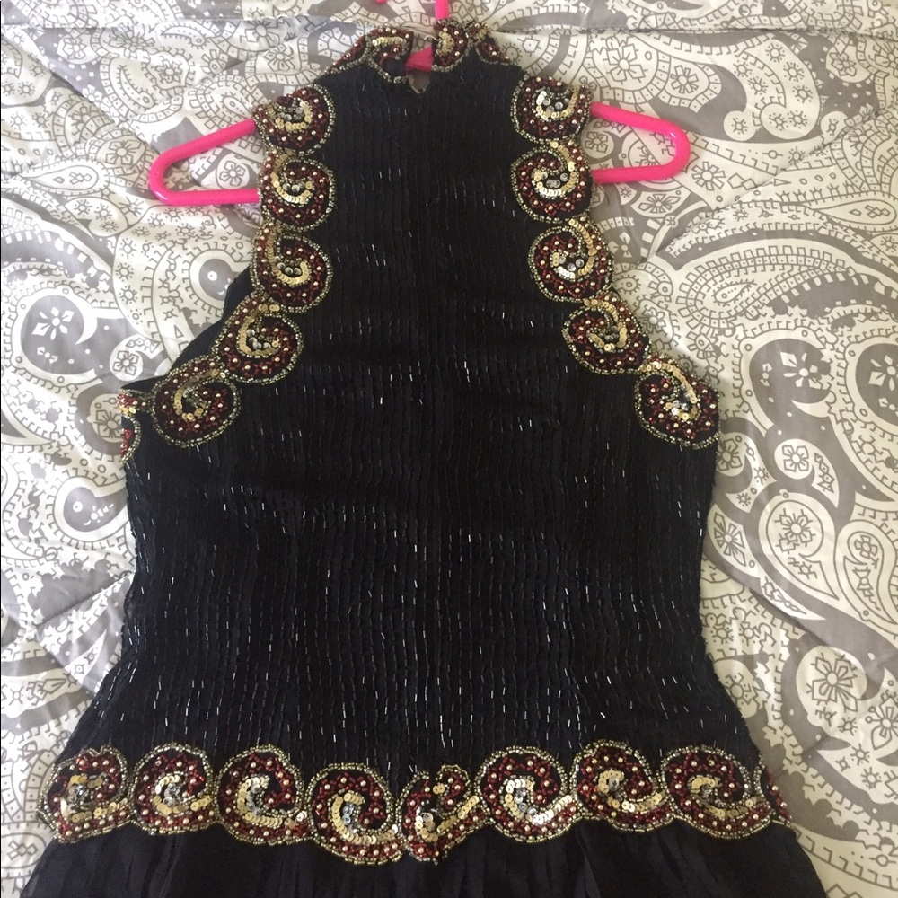 Additional photos of already posted dress