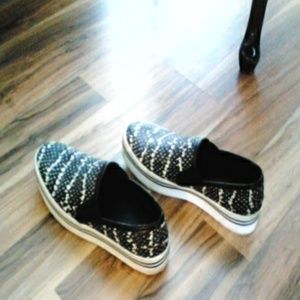 Dolce Vita platform slip on shoes 8