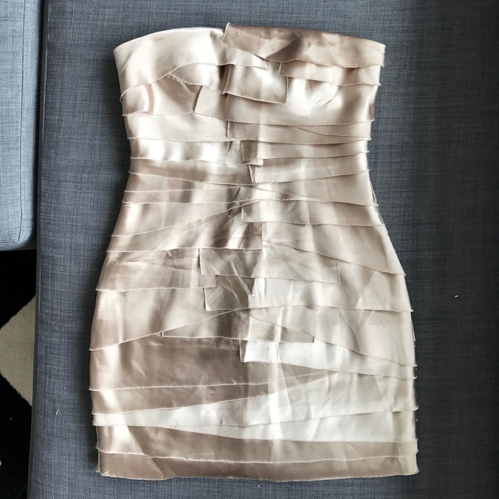 Bebe dress