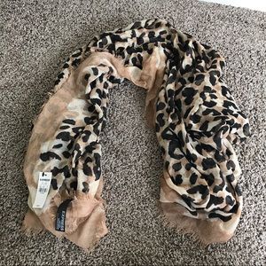 Women's Leopard Print Scarf