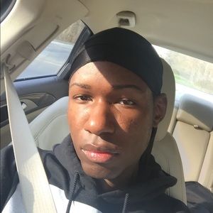 Meet your Posher, Larry