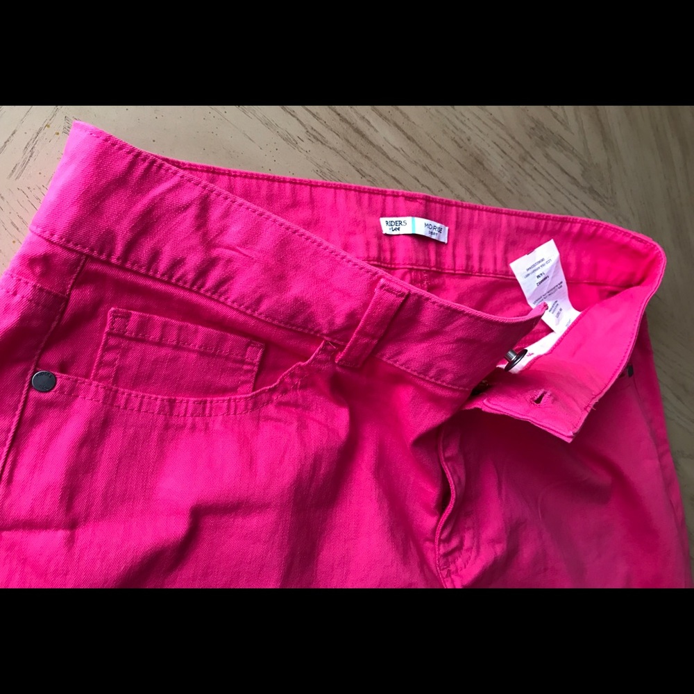 Riders Lee Mid Rise shorts. - Picture 3 of 4