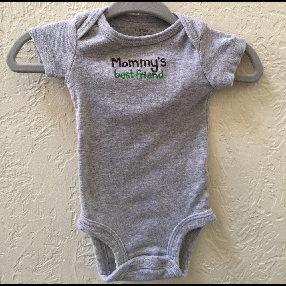 NEWBORN 👶🏻 ONESIE!