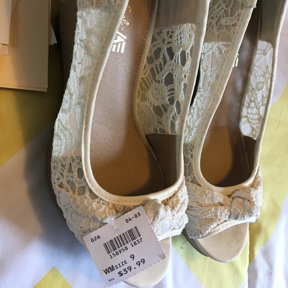 American eagle heels