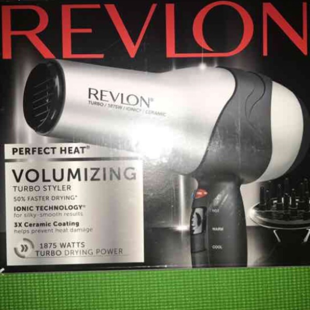 REVLON Never used brand new diffuser/blow dryer