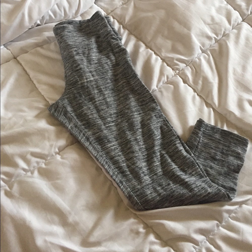 American Eagle Capri leggings