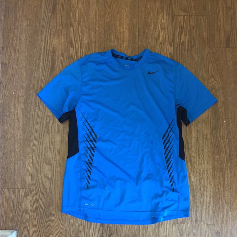 Nike Mesh-Back Dryfit Shirt
