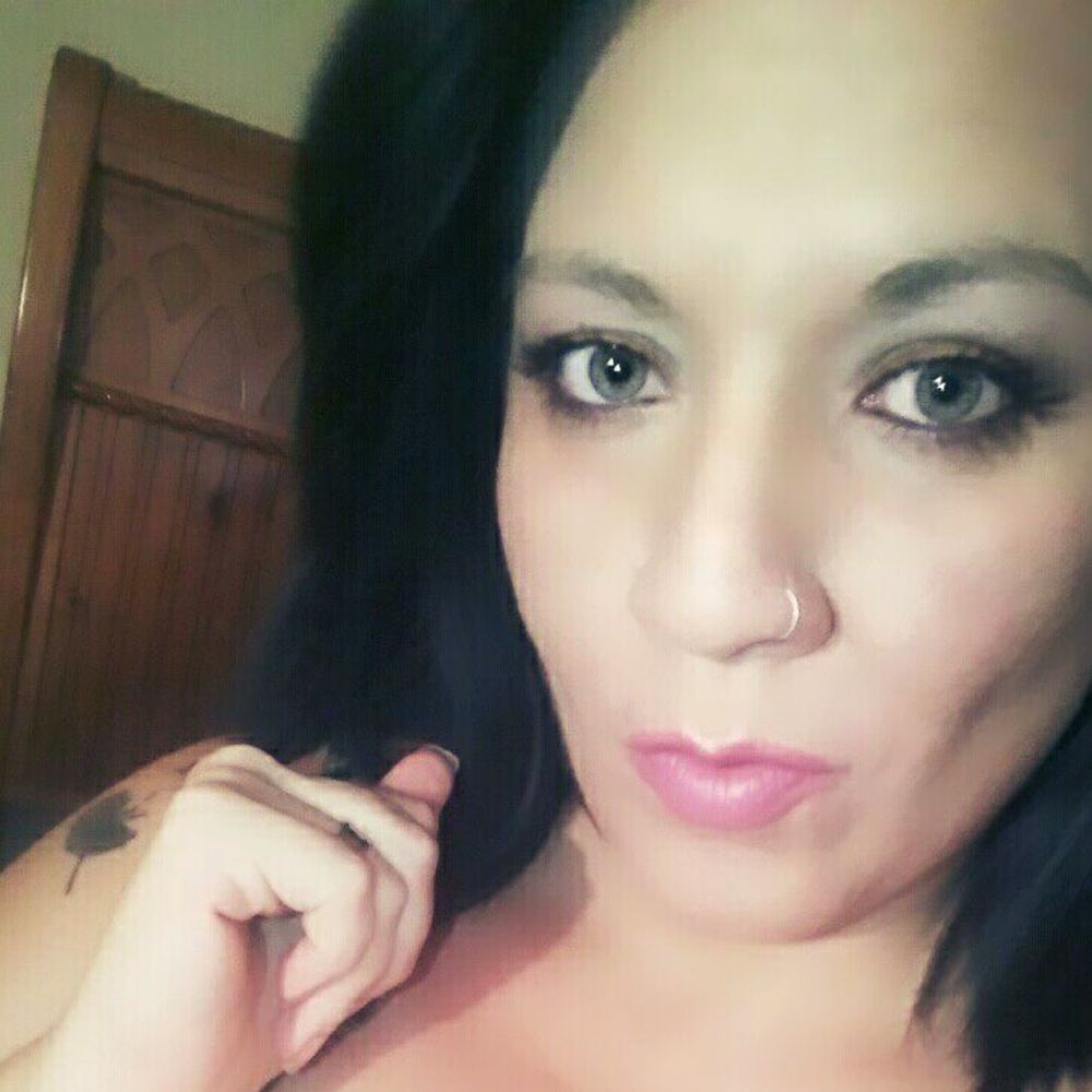 Meet your Posher, Yarelis