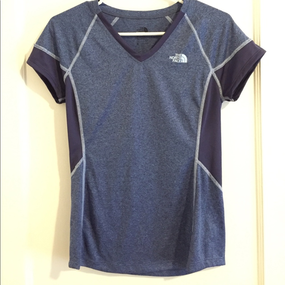 NWOT North Face Flashdry workout tee!
