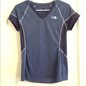 NWOT North Face Flashdry workout tee!