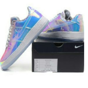 Nike Air Force1 low top "Iridescent Pearl" edition