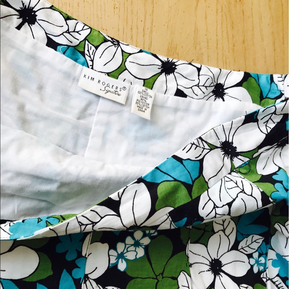 Kim Rogers Pleated Skirt Sz 14.