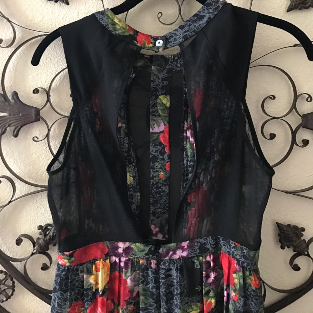 Black floral sundress - Picture 4 of 4