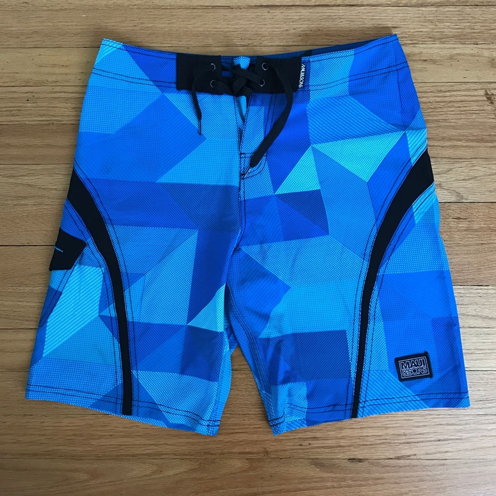 Men's Maui and Sons board shorts, size 32