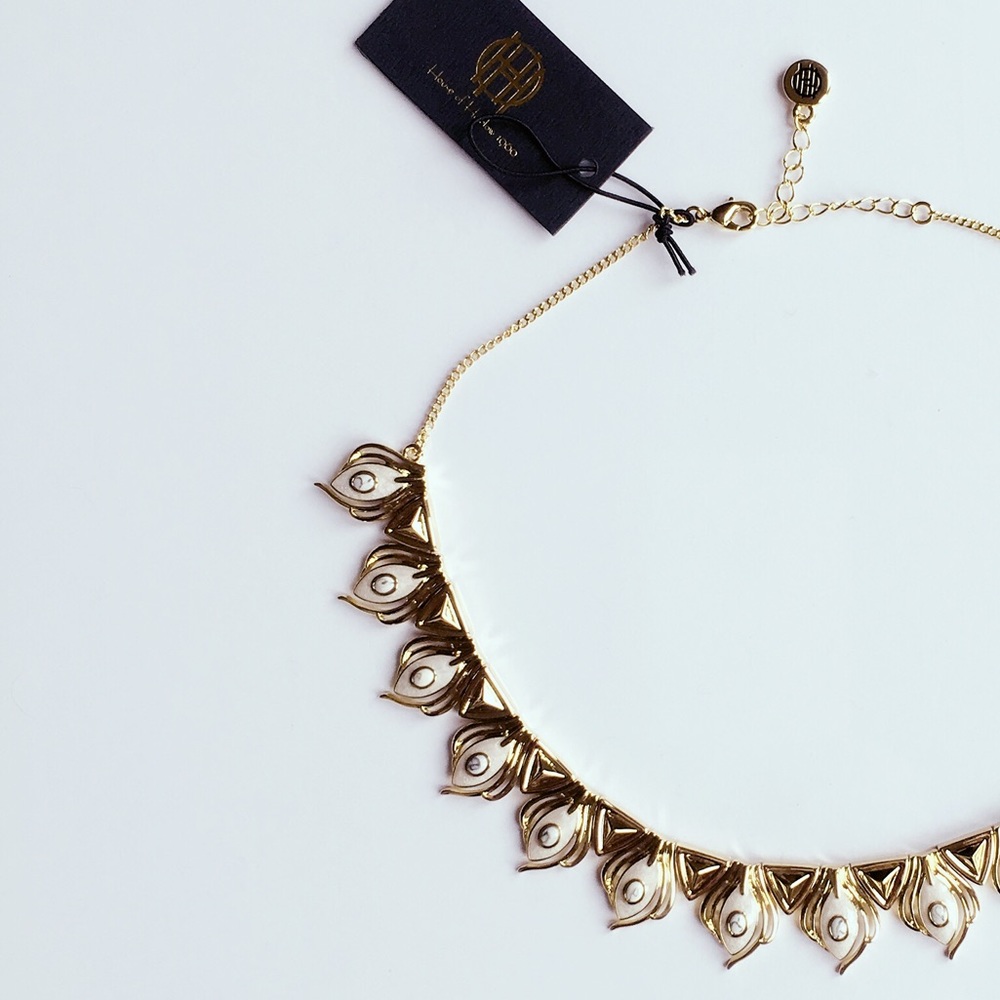 🌷HP🌷NWT House of Harlow pearl enamel necklace