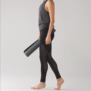 Lululemon Hot Like Agni Leggings - NWT