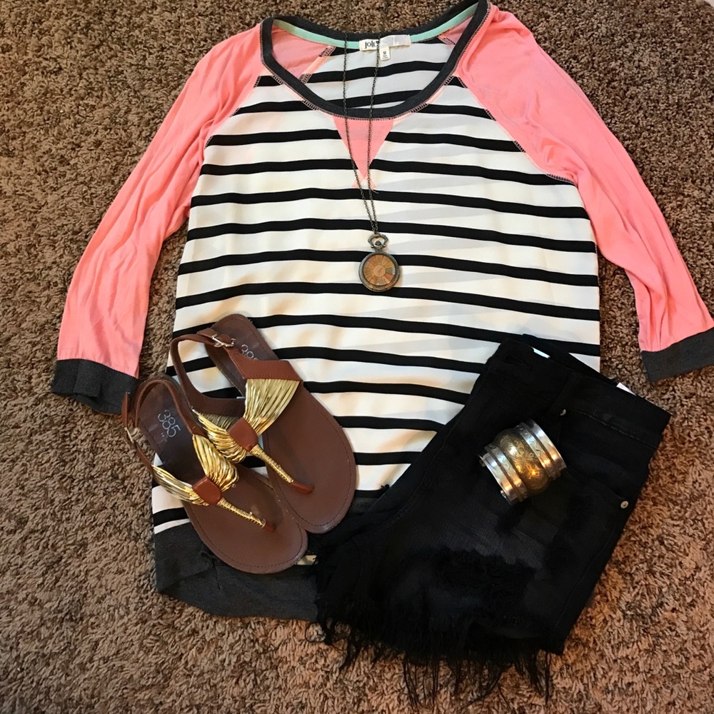 🦐Coral and Black & White Striped Shirt🦐