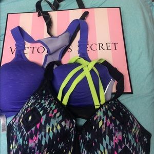 2 VSX Zip Front Sports Bras