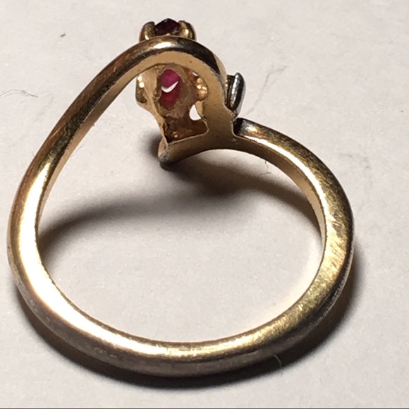 💐LAB CREATED GARNET AND DIAMOND RING, GOLD PLATED - Picture 2 of 3