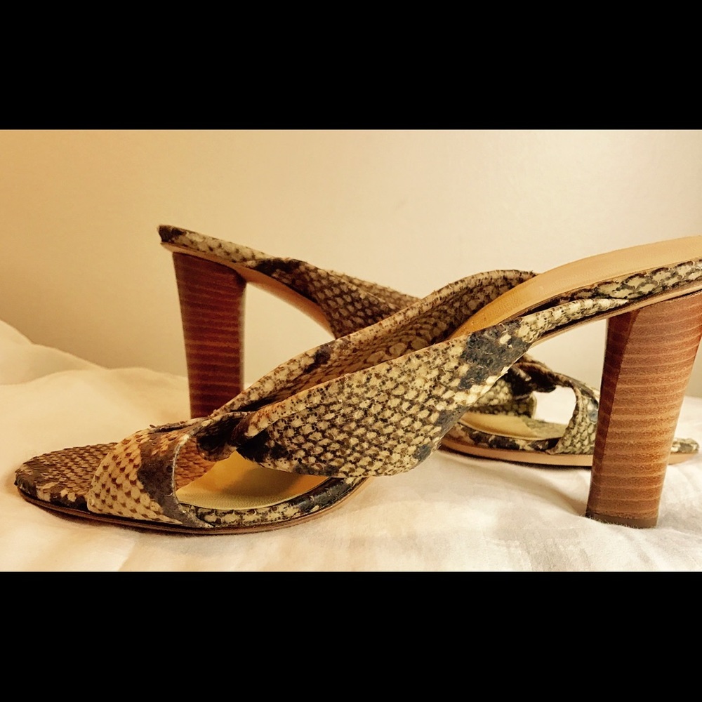 Anne Klein New York Exotic Skin 8.5