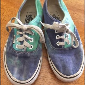 SUPER cute VANS shoes for girls, women's size 6