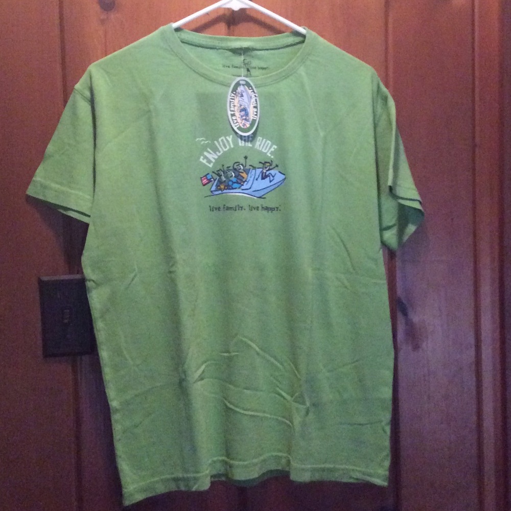 NWT.   Fun green shirt