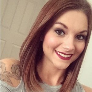 Meet your Posher, Tabitha