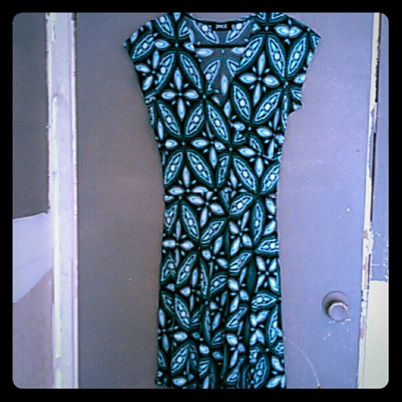 Knee length Dress - Picture 1 of 2