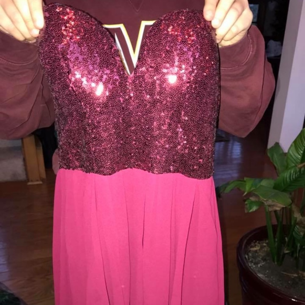 Short dress