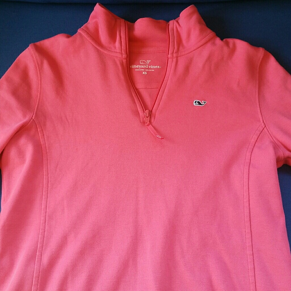 Vineyard vines sweatshirt
