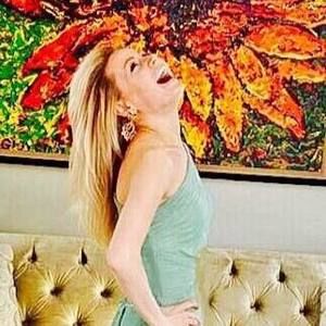 Meet your Posher, Oksana