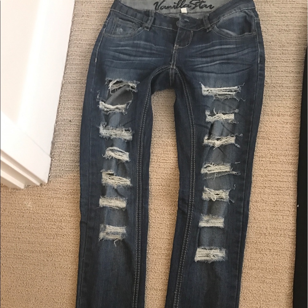 Juniors denim destroyed jeans! Size 0