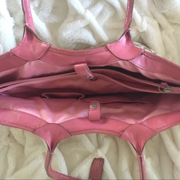 Coach purse - Picture 3 of 4