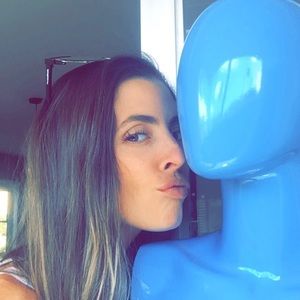 Meet your Posher, Hayley